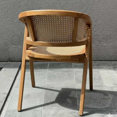 Kursi rottan Serbaguna