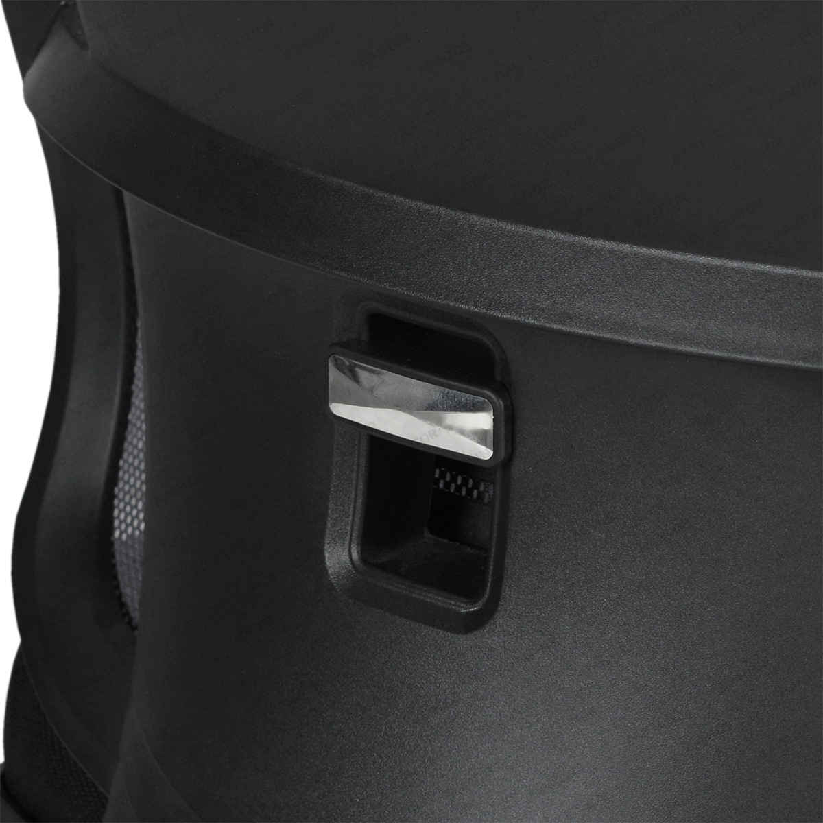 kursi kantor ergonomis subaru kanon lta dengan footbase aluminium dan desain profesional
